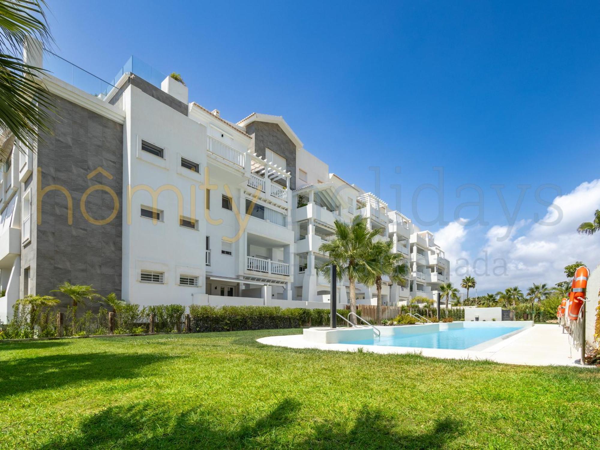 Homity Holidays - Playa Granada - Marina Golf Ella Dış mekan fotoğraf